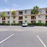 Hilton Head Condo Steps To Beach, Coligny Plaza!