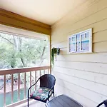 Spa On Port Royal Sound 1321