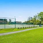 Hh Beach & Tennis 158B