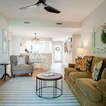 1 Lark Street 4Th Row Ocean Private Pool Pet Friendly Near The Ocean, Shops & Restaurants