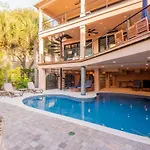 63 Dune Lane- Jaali Views