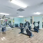 Hh Beach & Tennis 132C