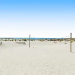 Hh Beach & Tennis 132C