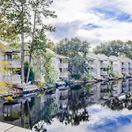Hickory Cove 39