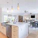 20 Egret Street - Southern Charm And Elegance