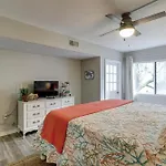 Treetops 5701