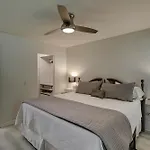 Kingston Dunes 82