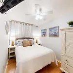 Hh Beach & Tennis 322B