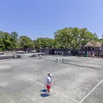 Bluff Villas