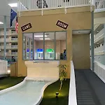 Resort Breeze- 2 Bedroom Pools, Hot Tub, Tennis, Beach