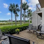 Sea Pines Plantation Club 3 Bedroom Condo Near Beach & Golf Spectacular Views & Location