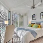 Treehouse, Harbourtown, Sea Pines