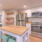 Walk To Beach Pet Friendly Bbq Grill
