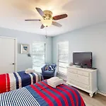 Lighthouse Tennis 2376