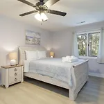 23 Willow Oak West