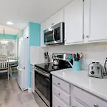 14 Beach Arbor