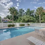 14 Beach Arbor
