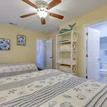 77 Lawton Rd