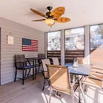 1 Sea Hawk Lane
