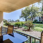 Island Club 3
