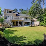 39 Oak Court