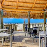 Pelican\'S Nest