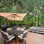 47 Off Shore- Dogs Ok, Huge Outdoor Space & Private Pool, Free Activities Included