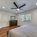 47 Off Shore- Dogs Ok, Huge Outdoor Space & Private Pool, Free Activities Included