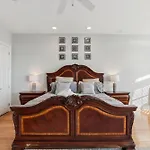 4 Collier Court- Oceanview, Private Pool, Elevator, Pet Friendly, Free Activities Included