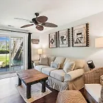 37 Bradley Circle- Private Pool, Short Walk To Beach, Great Location, Free Activities Included