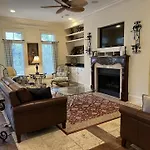 32 Corine Lane- Close To The Beach, Seasonal Beach Shuttle, Free Activities Included