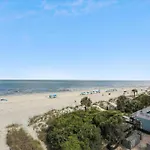 21 Singleton Beach- Oceanfront, Pool, Private Beach Access! Free Activities Included