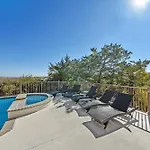 14 Singleton Shores Manor- Breathtaking Ocean & Marsh Views, Private Pool, Free Activities
