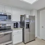 Oceanfront, Large Suites, Free Bikes