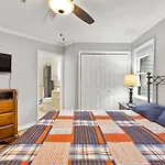 Pet Friendly Beach Villa 3 Bed 3 Bath Walk To The Beach Pools Tennis And More 16 Ob