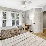 Pet Friendly Beach Villa - Walk To The Beach - Pools Tennis And More