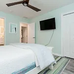 Heated Pool Swim Up Bar Hottub 7Min Bike To Beach