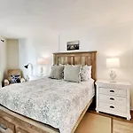 Ocean Walk 106A