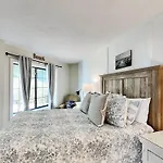 Ocean Walk 106A