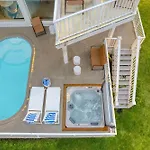 Beachwalk By Avantstay Hilton Head Oasis Steps From Singleton Beach