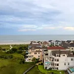 Beachwalk By Avantstay Hilton Head Oasis Steps From Singleton Beach