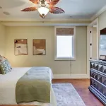 New Listing! Luxury 6 Bedroom 8 Ba Private Heated Pool 3 Kings 2 Queens 8 Twins Day Bed Upscale Decor