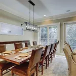 New Listing! Luxury 6 Bedroom 8 Ba Private Heated Pool 3 Kings 2 Queens 8 Twins Day Bed Upscale Decor