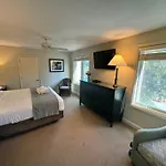 7324 Harbourside III Villas