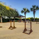Island Club Condos 2