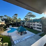 The Islander- Luxurious Beach Property