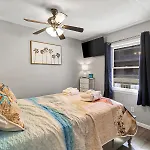 The Breakers #220 Beach Condo, Beautiful Ocean View At Coligny Beach, 4 N Forest Beach Drive Hilton Head, Walk To All Shops Restaurants, Renovated Jan 2024, Vacation Rental Hhi Llc