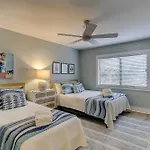 2365 Racquet Club 2 Bedroom 2 Ba Condo Sea Pines Resort Near Harbourtown Free Tennis And Pool