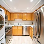 New Finishing Touches Added ! Walk To The Salty Dog South Beach Sleeps 4 Sea Pines