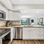 322 Ocean One